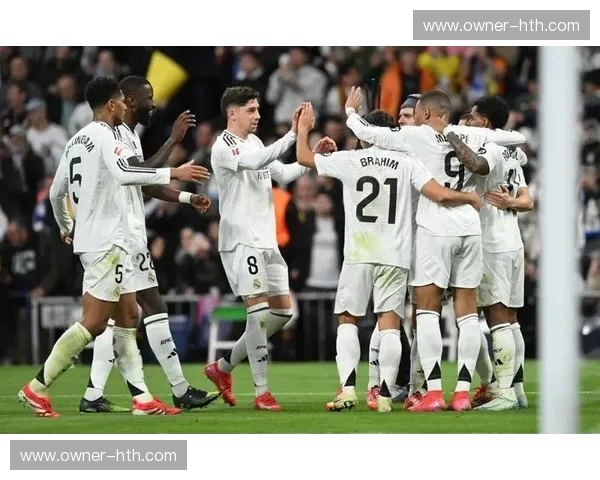 伯纳乌之夜：巨星碰撞，欧冠传奇的史诗续章